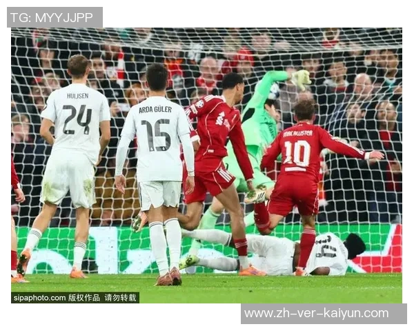 意甲赛场惊现新王处子球闪电破门引发热议与争议